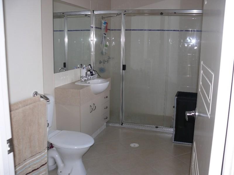 3 Greg Link, Upper Coomera QLD 4209