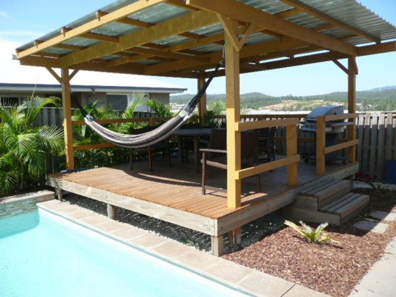 33 Gerard Street, Pacific Pines QLD 4211