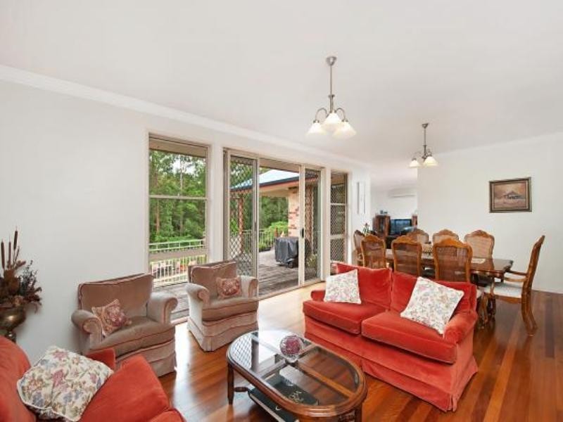 10 Newlands Court, Mount Nathan QLD 4211