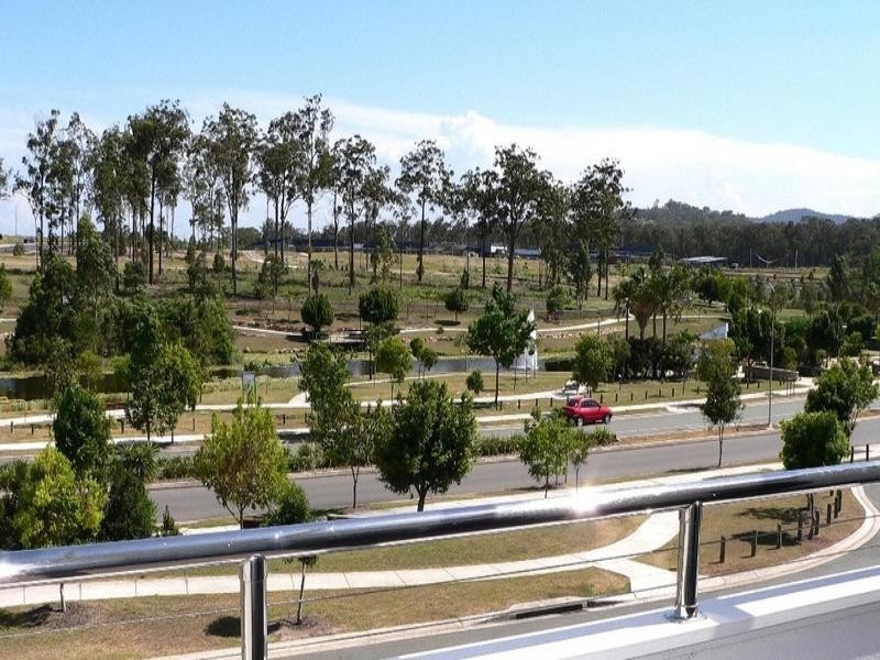 17 Bishopwood Court, Upper Coomera QLD 4209