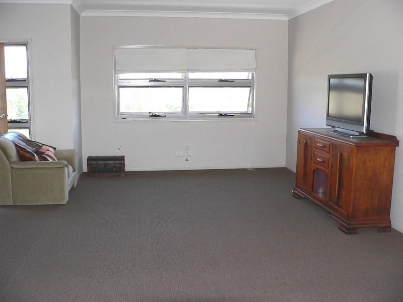 17 Bishopwood Court, Upper Coomera QLD 4209