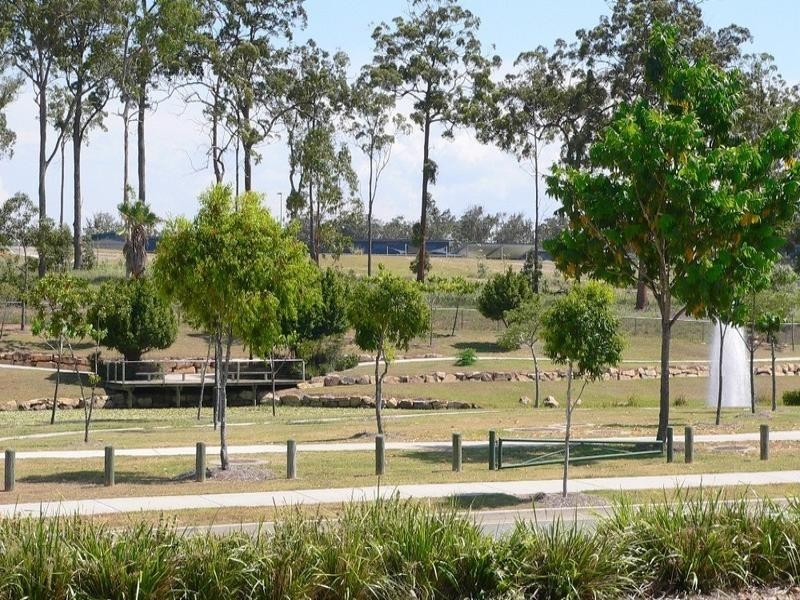 17 Bishopwood Court, Upper Coomera QLD 4209