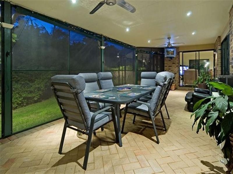 12 Hannaford Place, Helensvale QLD 4212