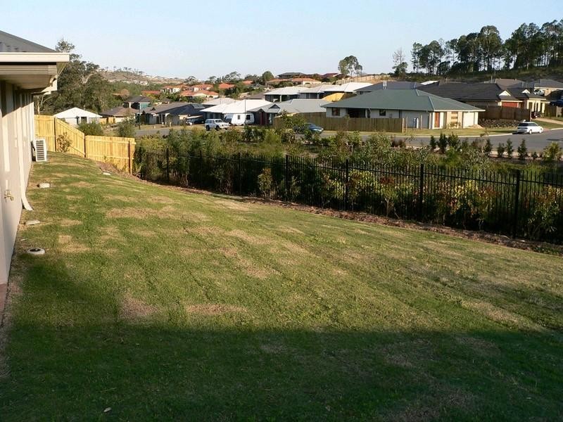 5 Flynn Court, Maudsland QLD 4210