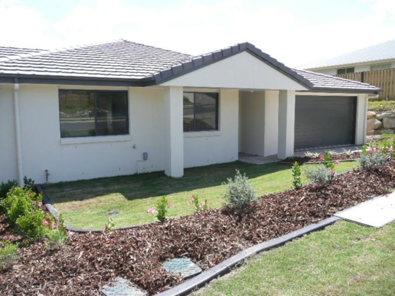 Pacific Pines QLD 4211