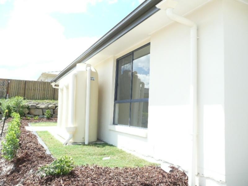 Pacific Pines QLD 4211