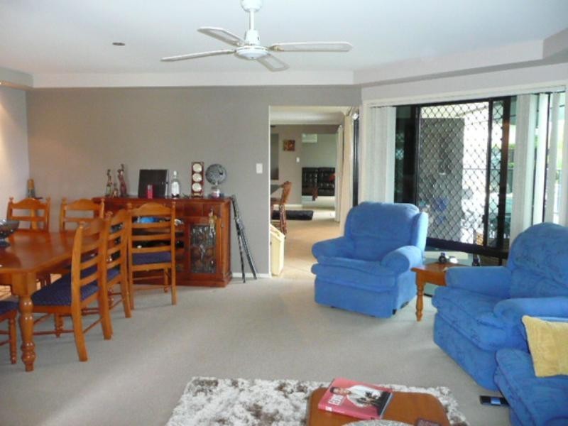 18 Brittany Drive, Oxenford QLD 4210