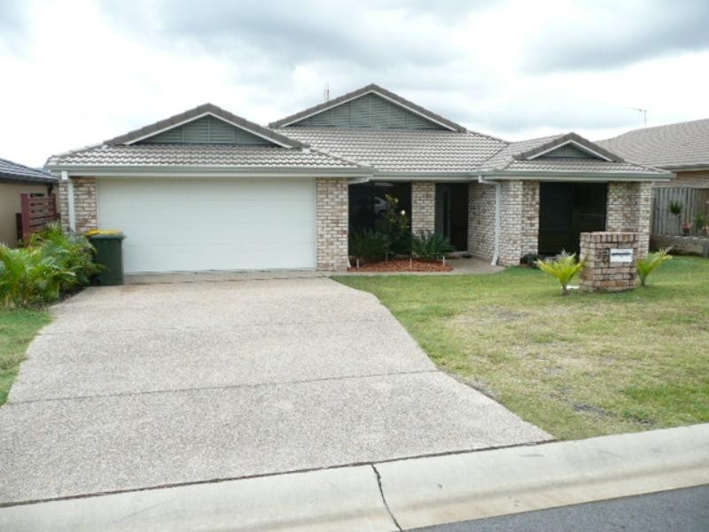 27 Beaumont Crescent, Pacific Pines QLD 4211