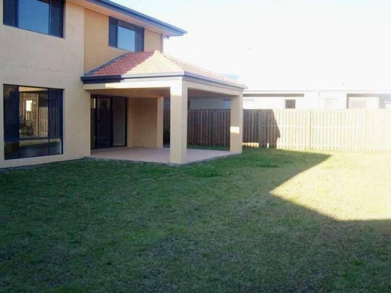 39 Regatta Avenue, Oxenford QLD 4210