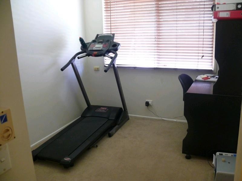 2/135 Central Street, Labrador QLD 4215