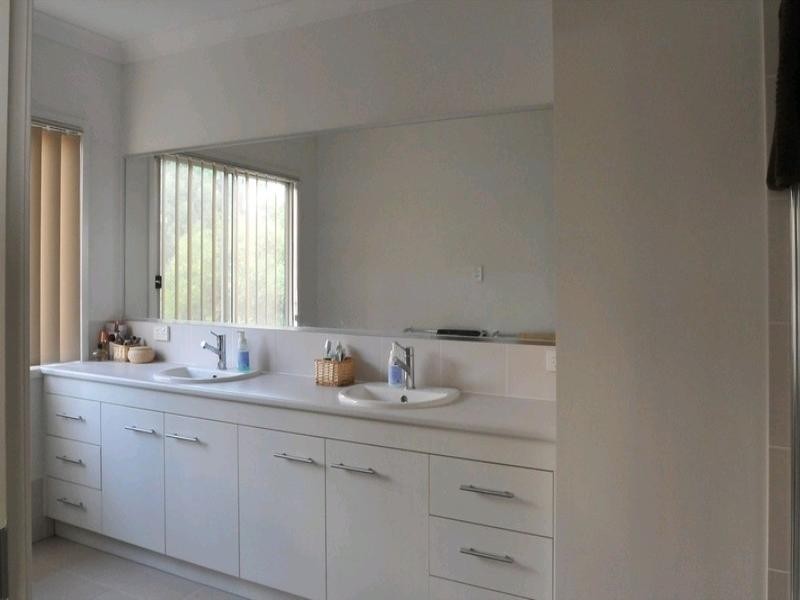 7 Krystle Court, Upper Coomera QLD 4209