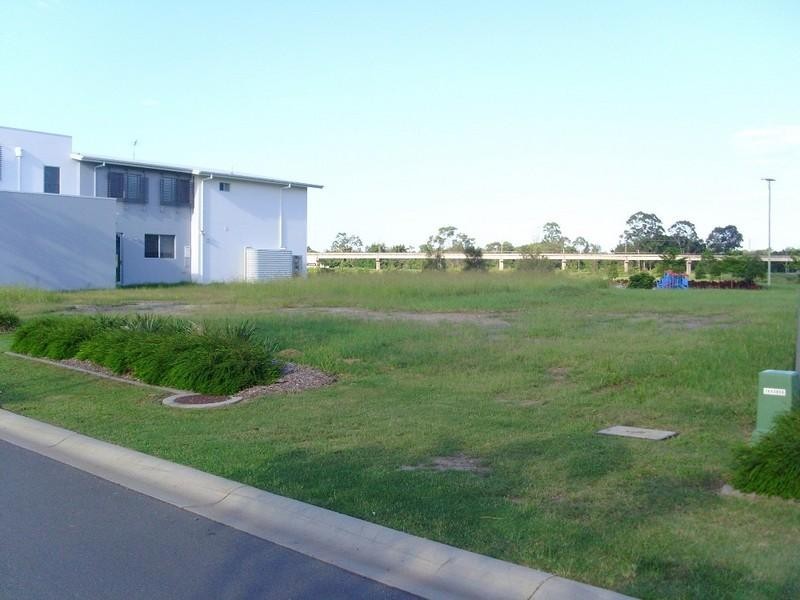 41 River Links East Boulevard, Helensvale QLD 4212