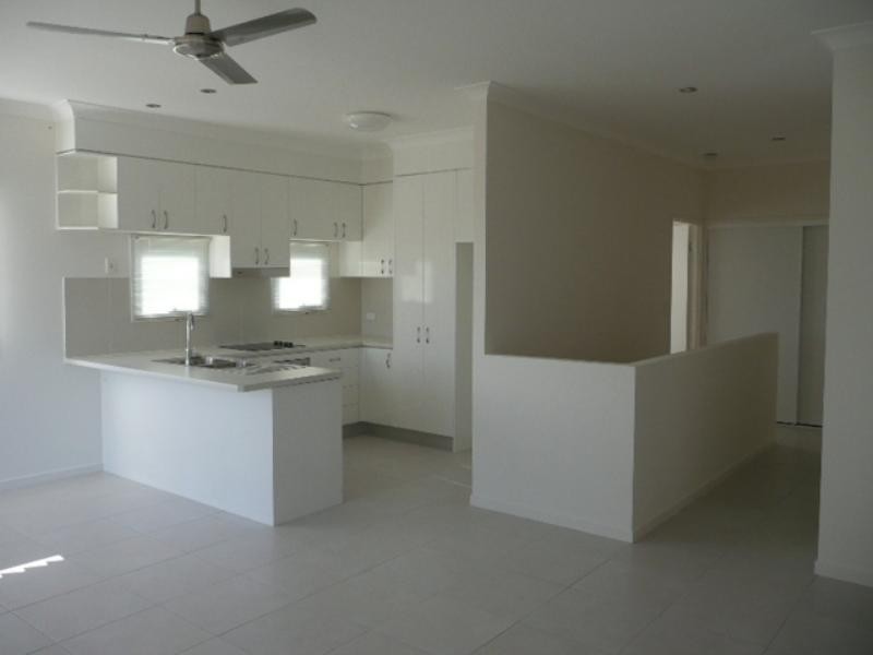 46 Bayswater Avenue, Varsity Lakes QLD 4227