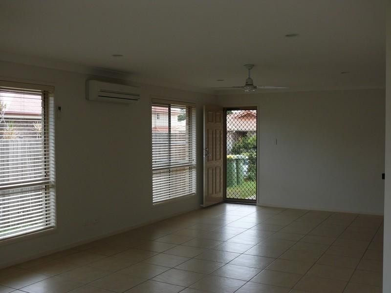 2/14 Bodacious Terrace, Pimpama QLD 4209