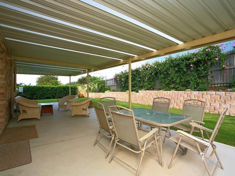 18 Tandanus Court, Oxenford QLD 4210