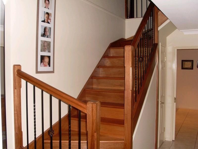 18 Tandanus Court, Oxenford QLD 4210