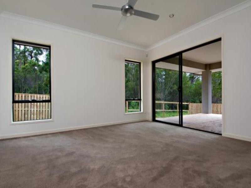 14 Paradise Drive, Coomera QLD 4209