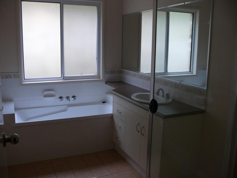 1/1 Pennant Court, Upper Coomera QLD 4209