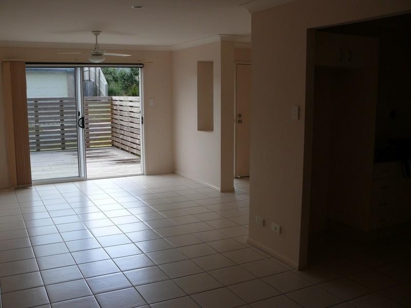 1/1 Pennant Court, Upper Coomera QLD 4209