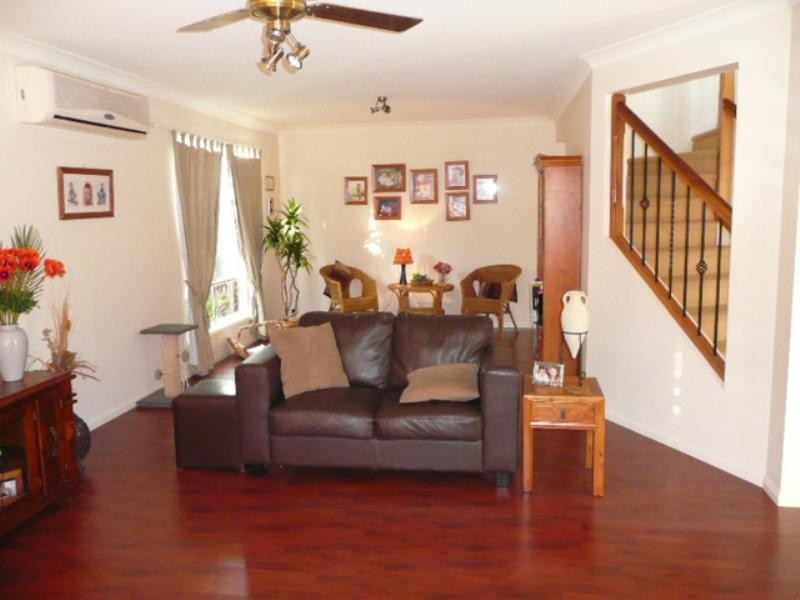 34 Brittany Drive, Oxenford QLD 4210