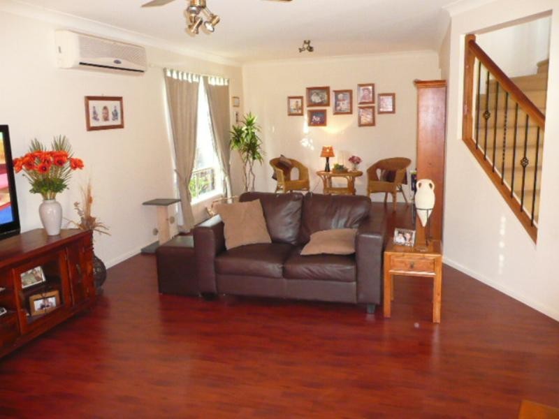 34 Brittany Drive, Oxenford QLD 4210