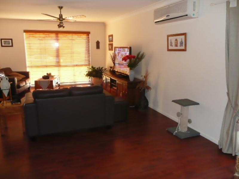 34 Brittany Drive, Oxenford QLD 4210