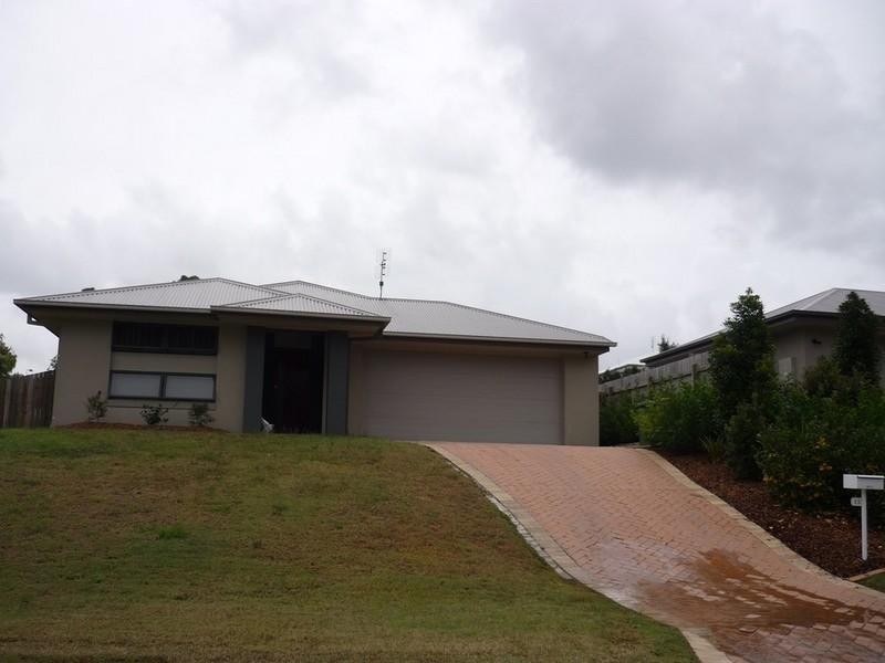 15 Craigs Way, Maudsland QLD 4210