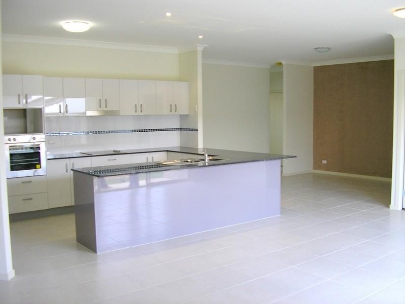 9 Peregrine Crescent, Coomera QLD 4209