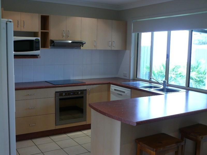 6 Axis Close, Upper Coomera QLD 4209