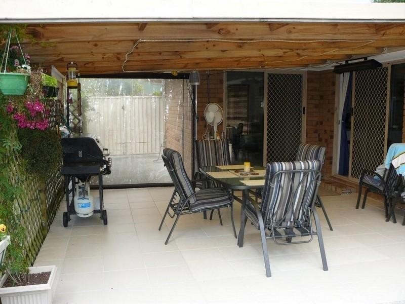 11 Tocumwal Court, Helensvale QLD 4212