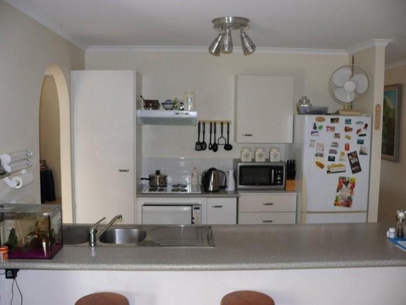 11 Tocumwal Court, Helensvale QLD 4212