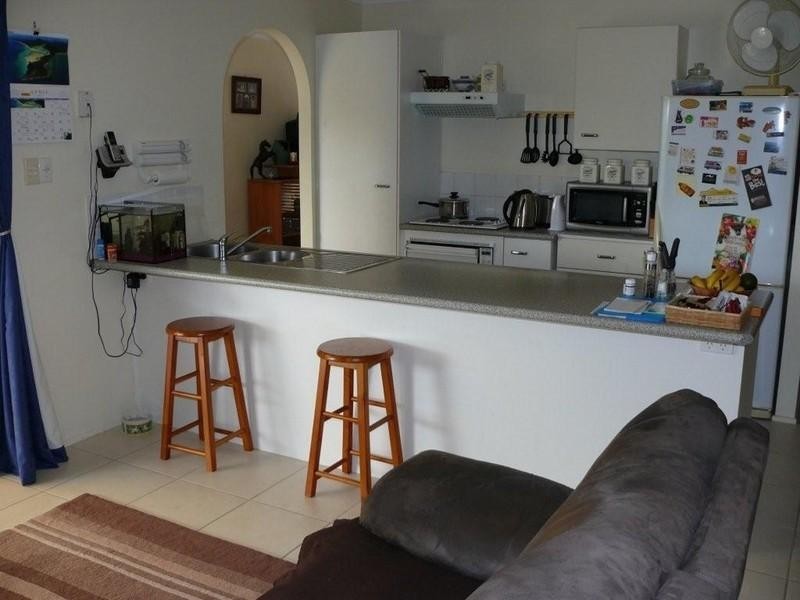 11 Tocumwal Court, Helensvale QLD 4212