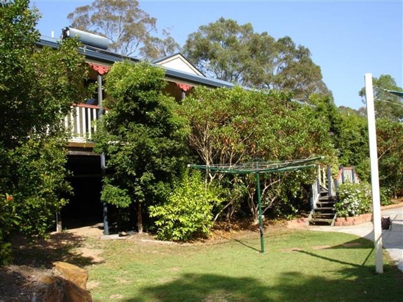 2 Bignells Road, Maudsland QLD 4210