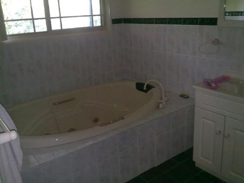 2 Bignells Road, Maudsland QLD 4210