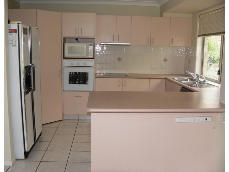 3 Duice Court, Oxenford QLD 4210