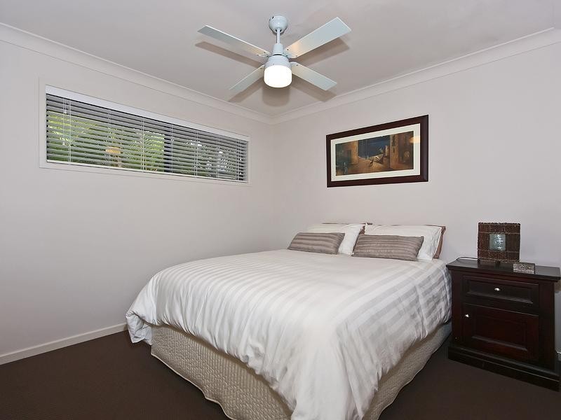 64 Regatta Avenue, Oxenford QLD 4210