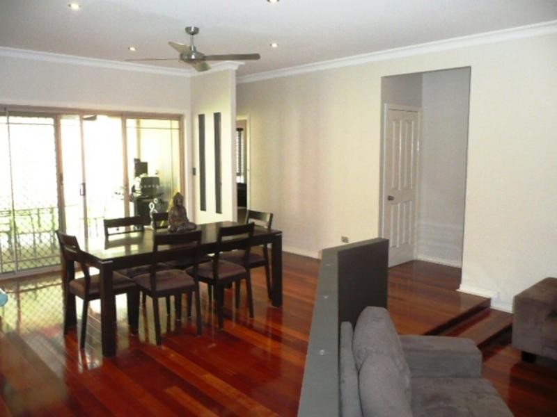 12 Winslow Court, Oxenford QLD 4210