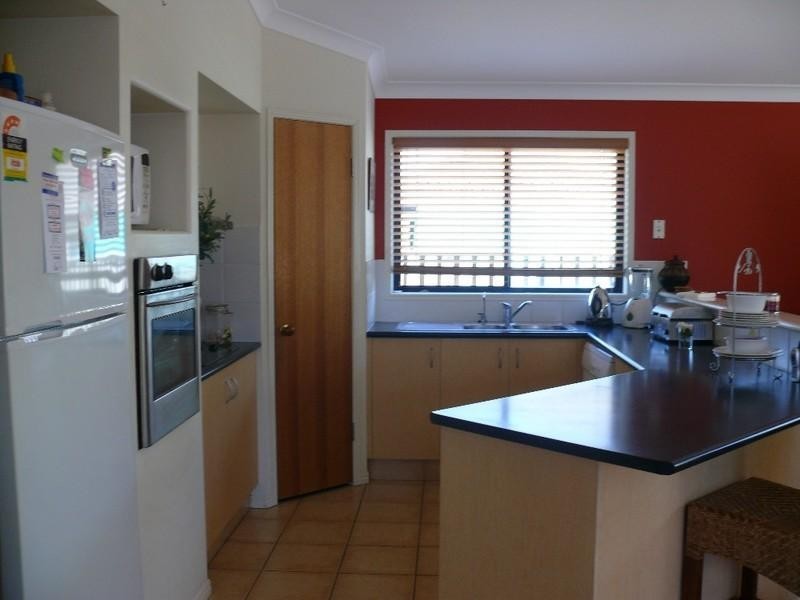 19 Eton Drive, Oxenford QLD 4210