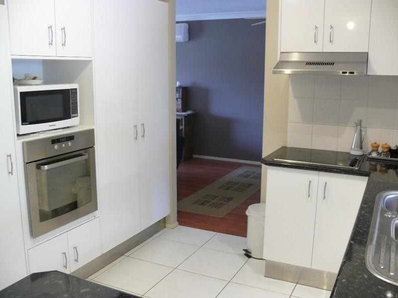 10 Meadowvale Street, Oxenford QLD 4210