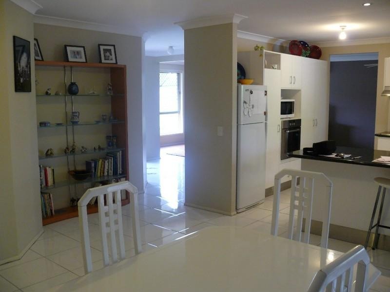 10 Meadowvale Street, Oxenford QLD 4210