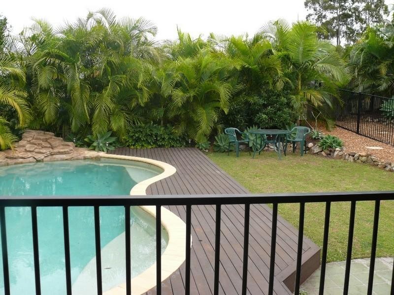 10 Meadowvale Street, Oxenford QLD 4210