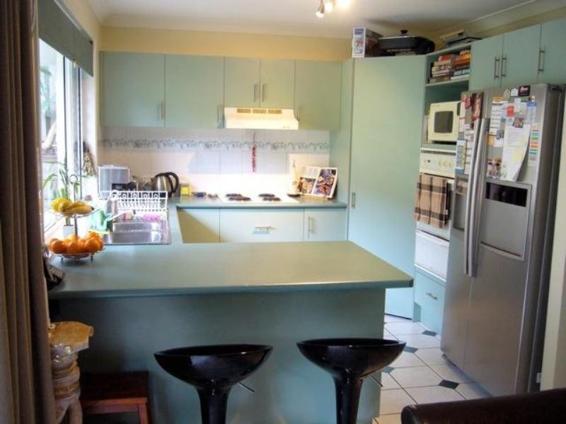 4 Clipperton Chase, Pacific Pines QLD 4211