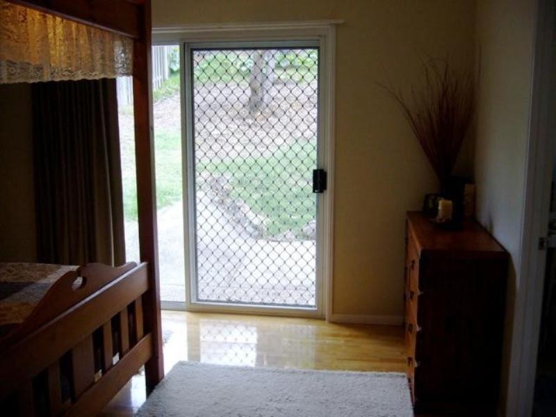 4 Clipperton Chase, Pacific Pines QLD 4211