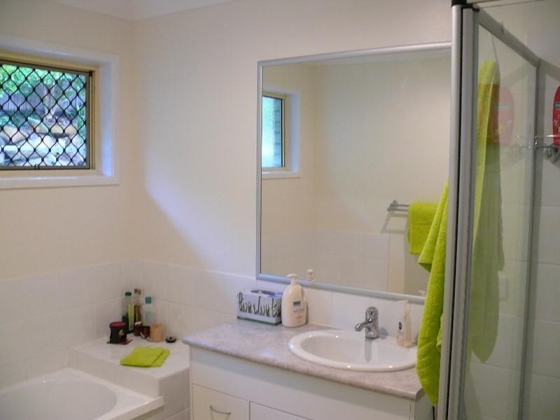 1/11 Jessica Drive, Upper Coomera QLD 4209