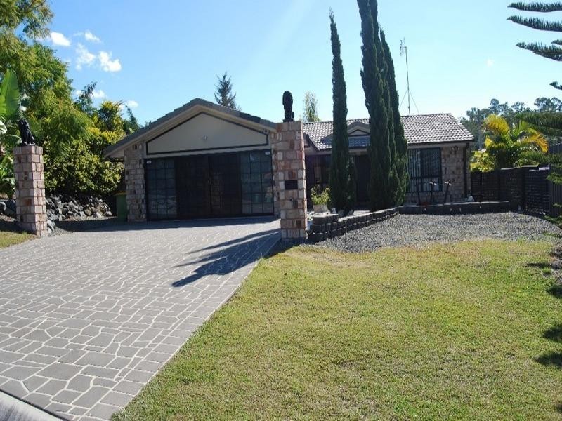 Pacific Pines QLD 4211