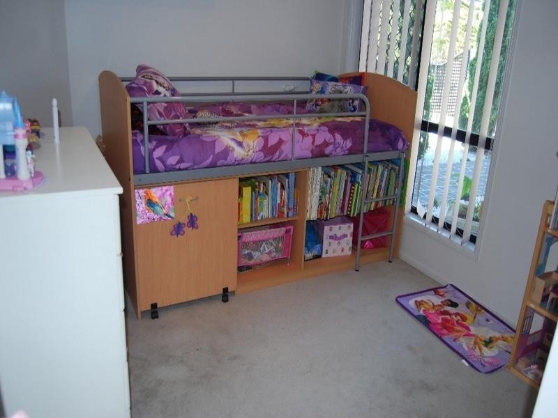 Pacific Pines QLD 4211