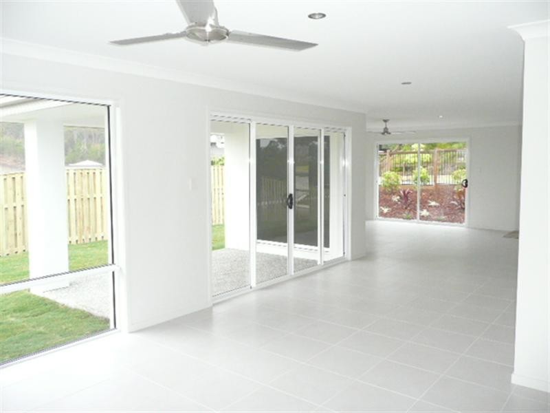 1/1 Lowell Street, Reedy Creek QLD 4227