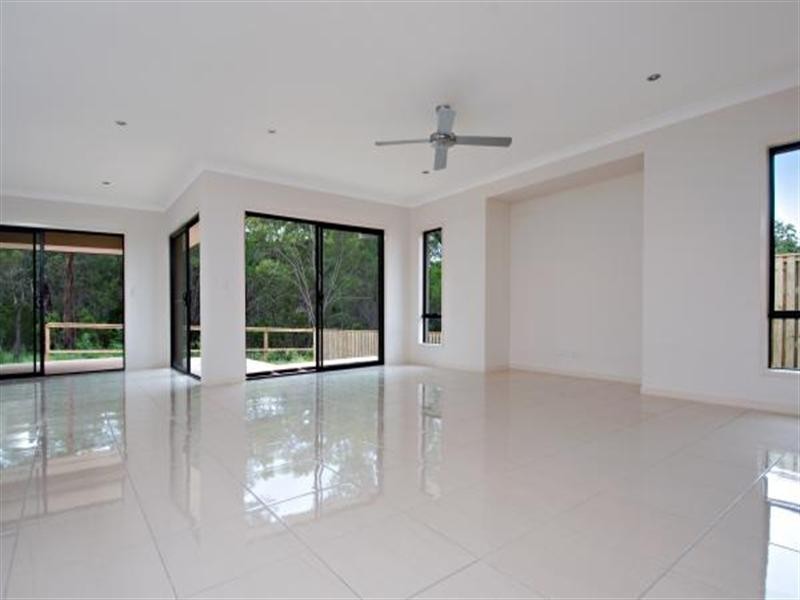 14 Paradise Drive, Coomera QLD 4209