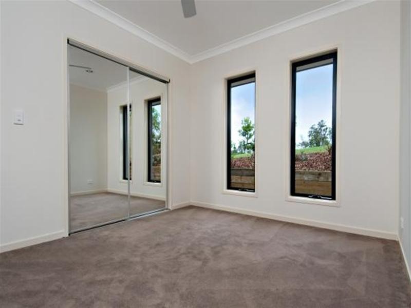 14 Paradise Drive, Coomera QLD 4209