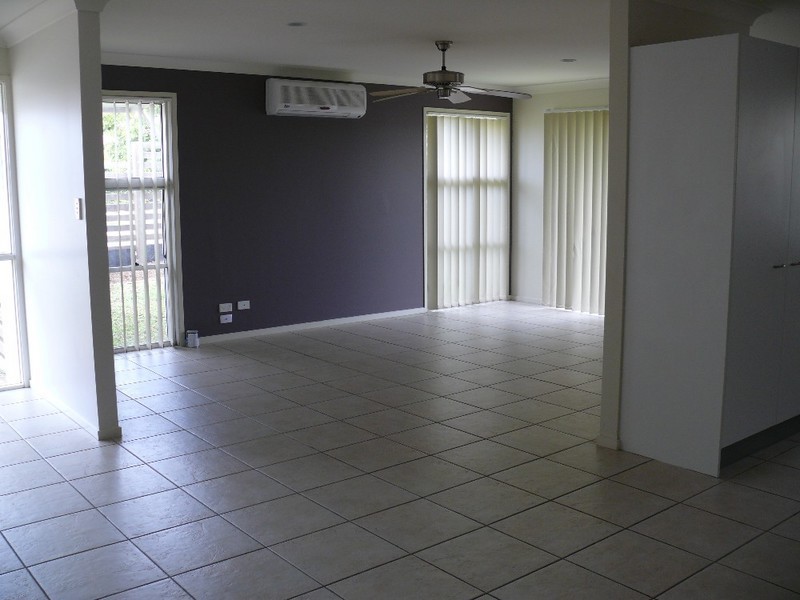 1/B Fitzpatrick Street, Upper Coomera QLD 4209